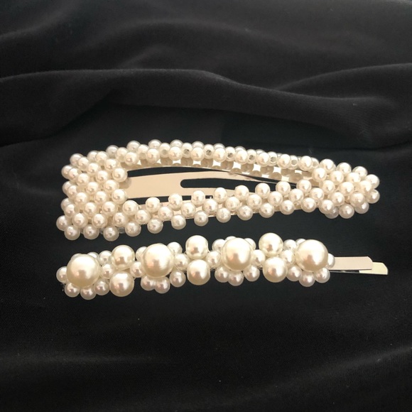 💫 Pair of Pearl Hair Clips - Picture 6 of 6